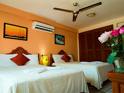 Hotel Bucaneros