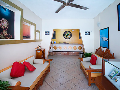 Hotel Bucaneros