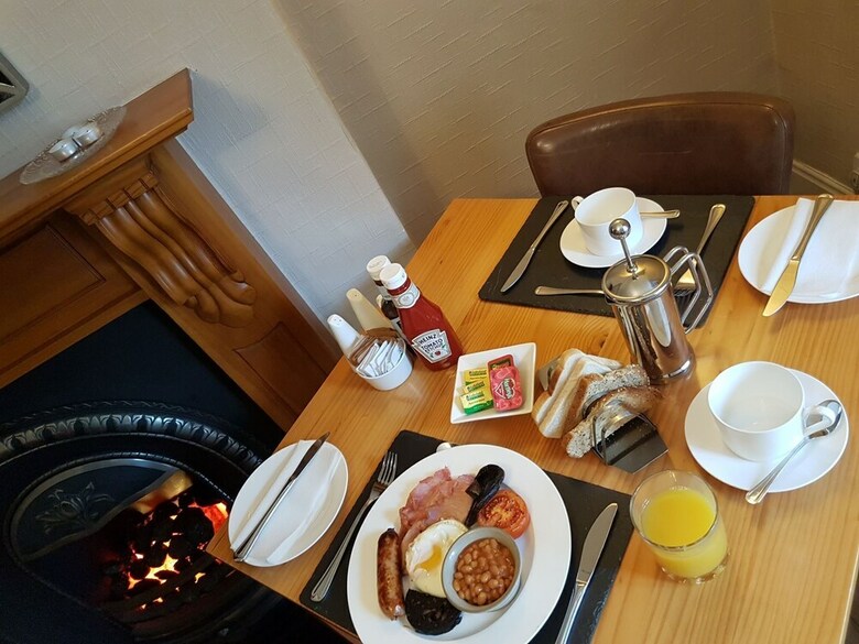 Hostal All Seasons Rest