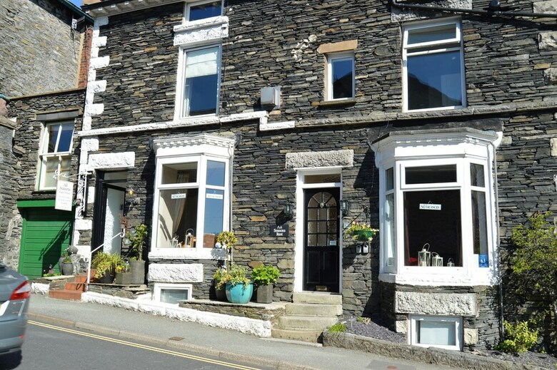 Hostal All Seasons Rest