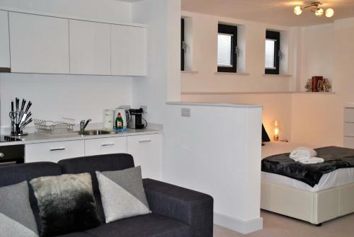 15 Sheet Street Apartment