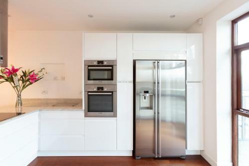 Hampden Apartments - The Henry
