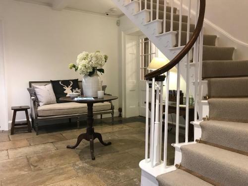 Bed & Breakfast B And B At Witney House