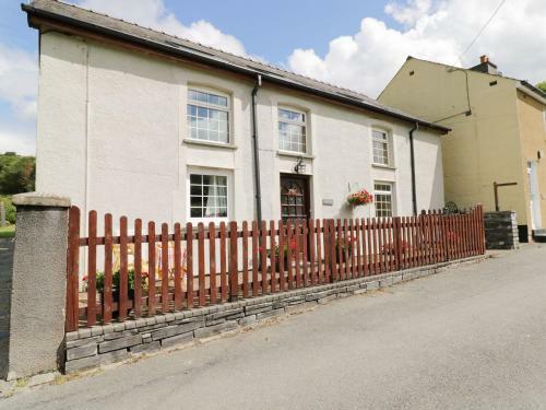 Y Bwthyn, Tywyn