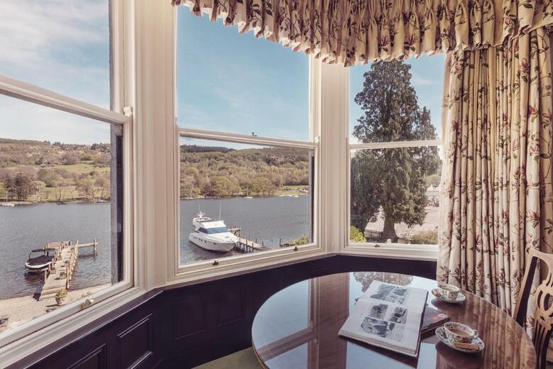 Lakeside Hotel And Spa