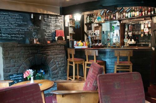 The Greyhound Inn And Hotel