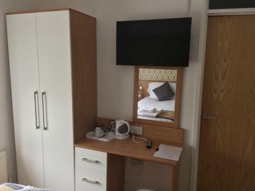 Bed & Breakfast Llangeview Lodge
