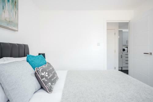 Elthorne Luxury Apartments - Uxbridge