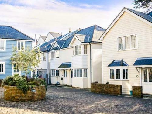Seasalt Cottage