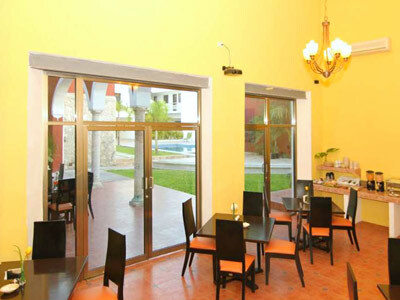Hotel Embajadores