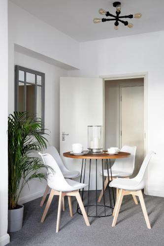Upton Road Apartments