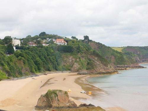 1 Beachtop Court