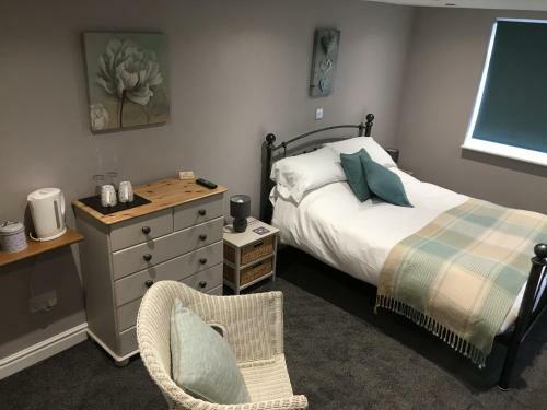 Hostal Linden Tree Holiday Apartments
