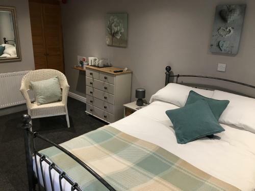 Hostal Linden Tree Holiday Apartments
