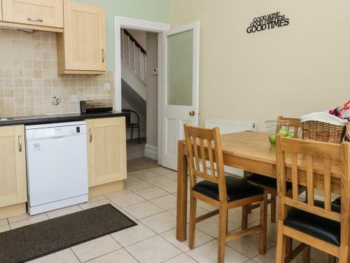 1 Roxby Terrace