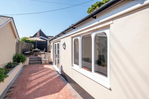 3 Beach Cottages