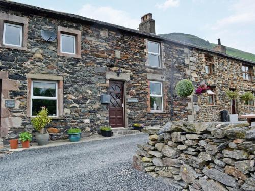 Brackendale Cottage