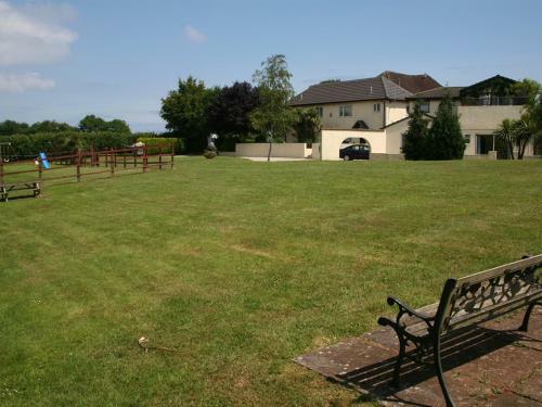 Devon Palms Holiday Apartments And Cottages