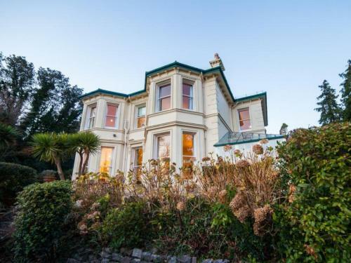 Holiday Home Lincombe