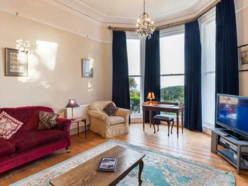 Holiday Home Lincombe