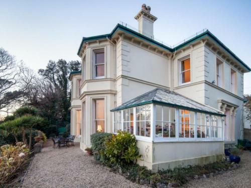 Holiday Home Lincombe