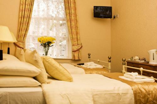 Hostal Tor Dean Guest House
