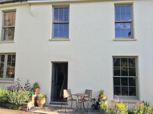 Bed & Breakfast The Tall House