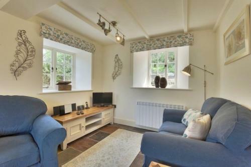 Holly Cottage