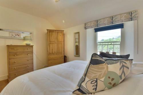 Holly Cottage