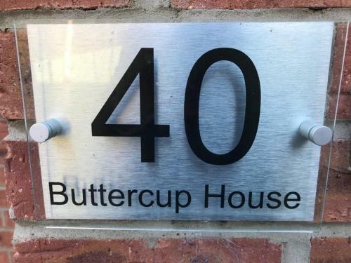 Bed & Breakfast Buttercup House