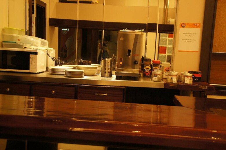 Moon Hostel Bio