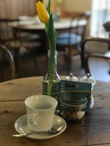 Bed & Breakfast Lucy's Tearoom