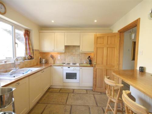 Troutbeck Cottage, Stow On The Wold