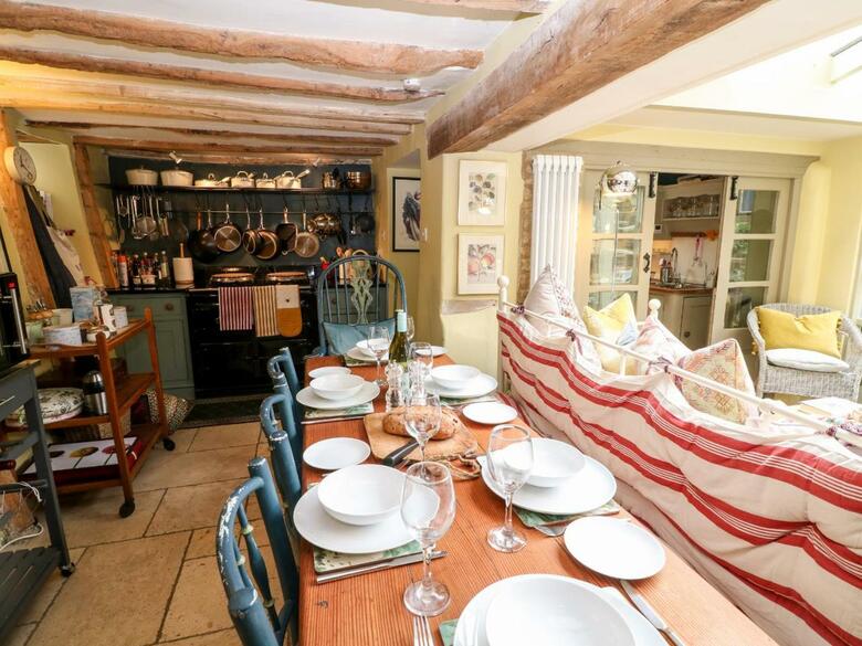 Benfield, Stow On The Wold