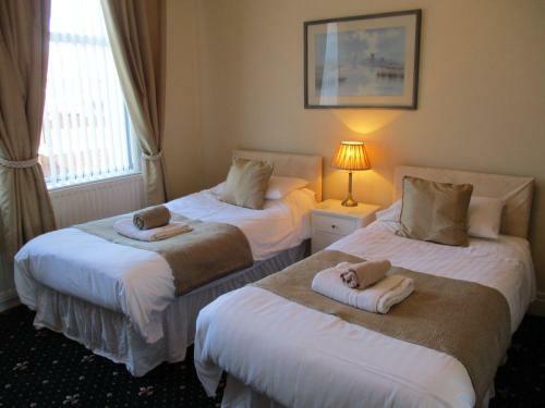 Hostal Mayfield Guesthouse