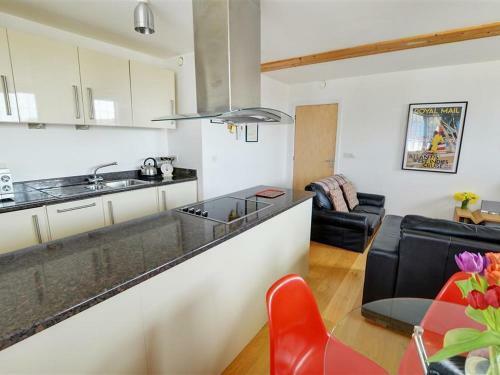 Apartment Cliff Avenue