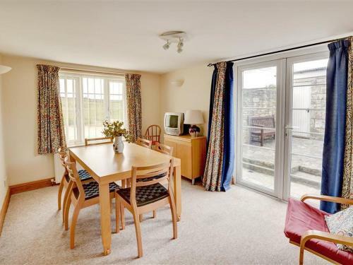 Holiday Home Acton