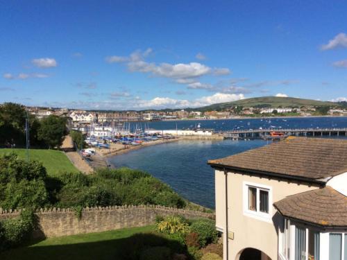 Holiday Home Peveril Point