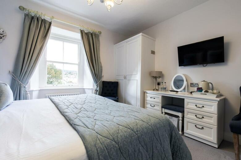 The Mount Pleasant Hotel