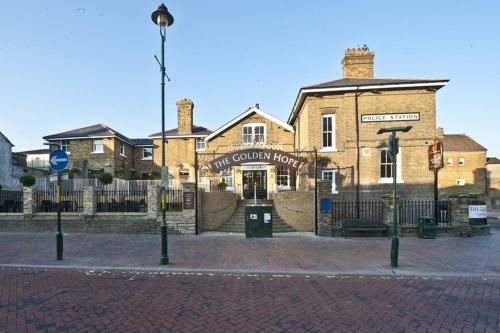 Hotel The Golden Hope Wetherspoon