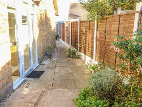 Bumble Bee Cottage, Skegness
