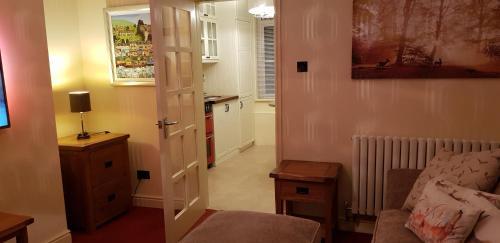 No.22 Holiday Cottage