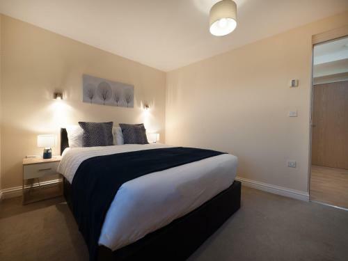 Amazing Slough Centre Apartment