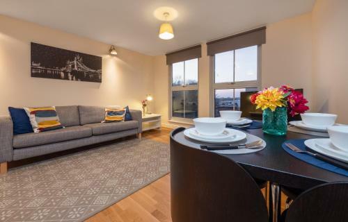Amazing Slough Centre Apartment