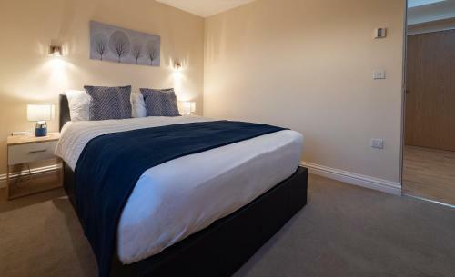 Amazing Slough Centre Apartment