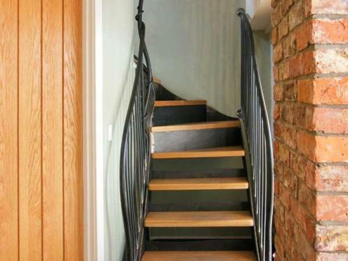 Upstairs Downstairs Cottage