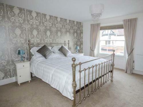 The Lodge, Scarborough