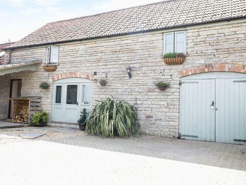 The Barn, Somerton