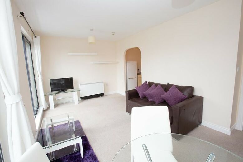 White Star Apartments
