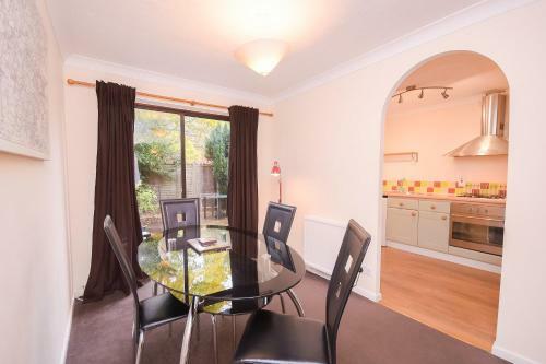 Hostal Town Or Country - Captains Place